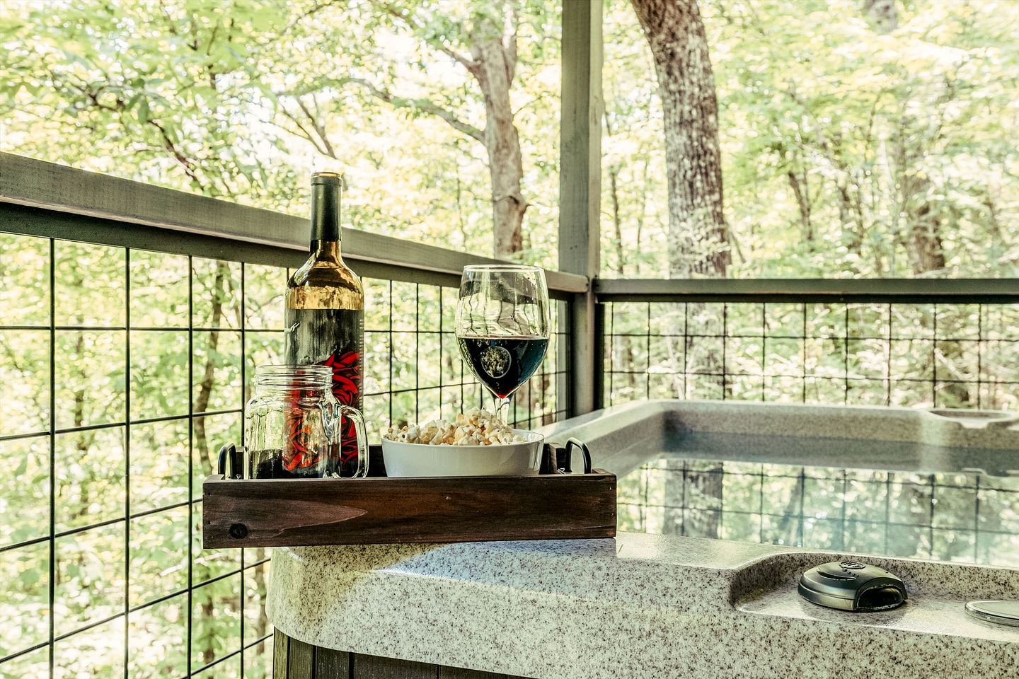 Romantic Glamping Getaway with Hot Tub in the Heart of the Smoky Mountains, Perfect for a Weekend Getaway from Nashville