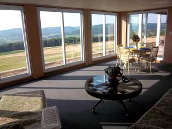 Cottages (Watkins Glen, New York, United States)