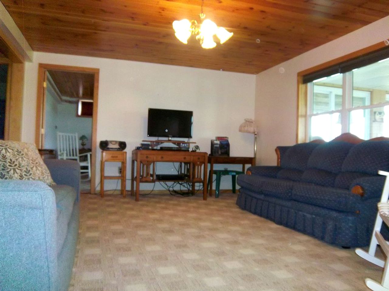 Charming Vacation Cottage with Breathtaking Lake Views near Ithaca, New York