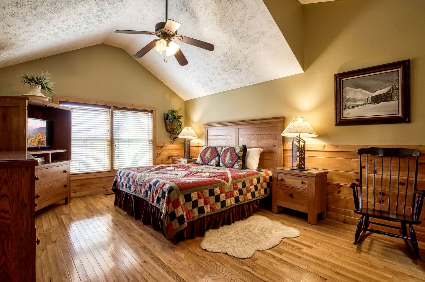 Rest and Relax in this Fully-Equipped Cabin Rental in Gatlinburg, Tennessee