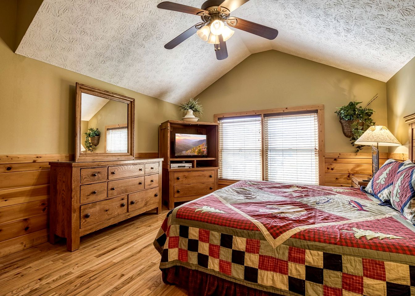 Rest and Relax in this Fully-Equipped Cabin Rental in Gatlinburg, Tennessee