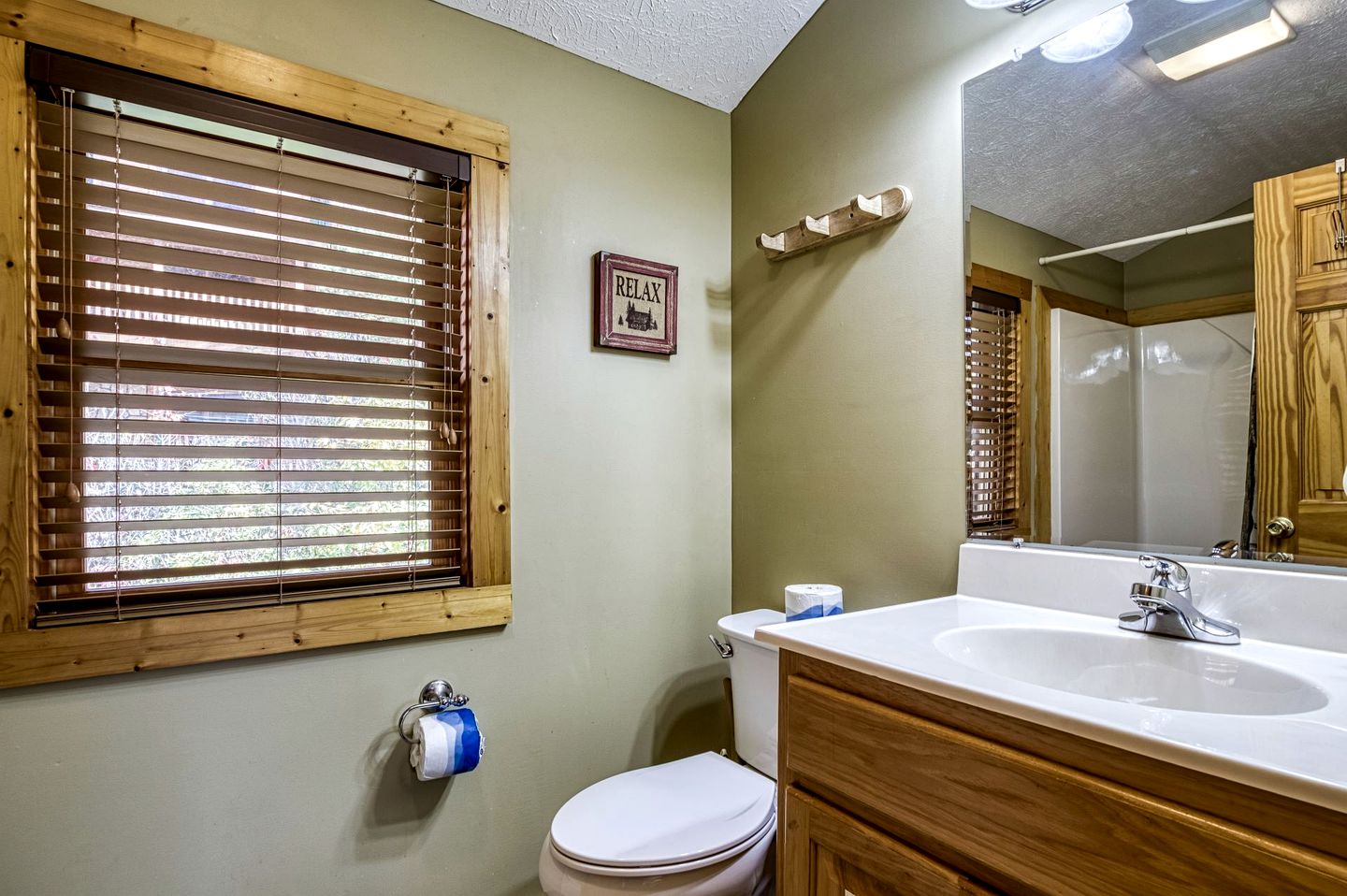 Rest and Relax in this Fully-Equipped Cabin Rental in Gatlinburg, Tennessee