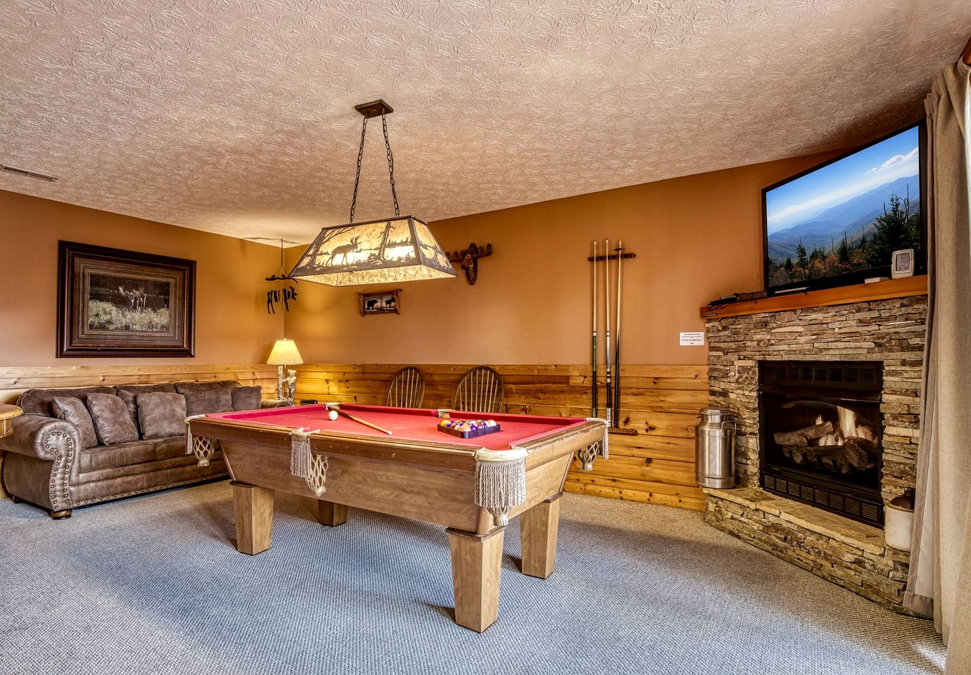 Rest and Relax in this Fully-Equipped Cabin Rental in Gatlinburg, Tennessee