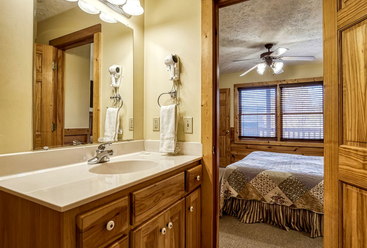 Rest and Relax in this Fully-Equipped Cabin Rental in Gatlinburg, Tennessee