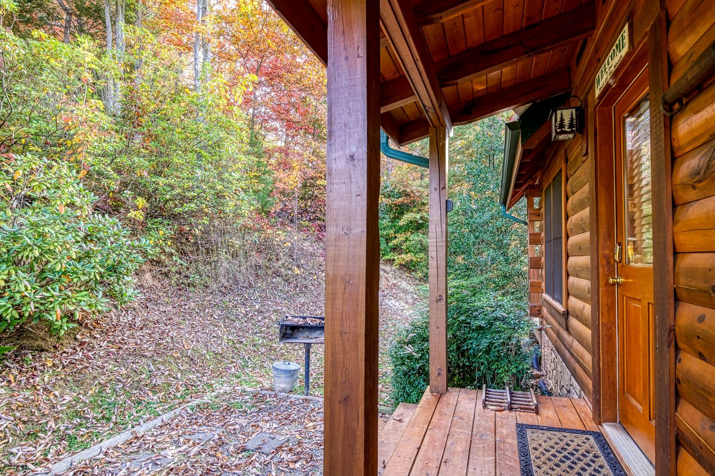 Rest and Relax in this Fully-Equipped Cabin Rental in Gatlinburg, Tennessee