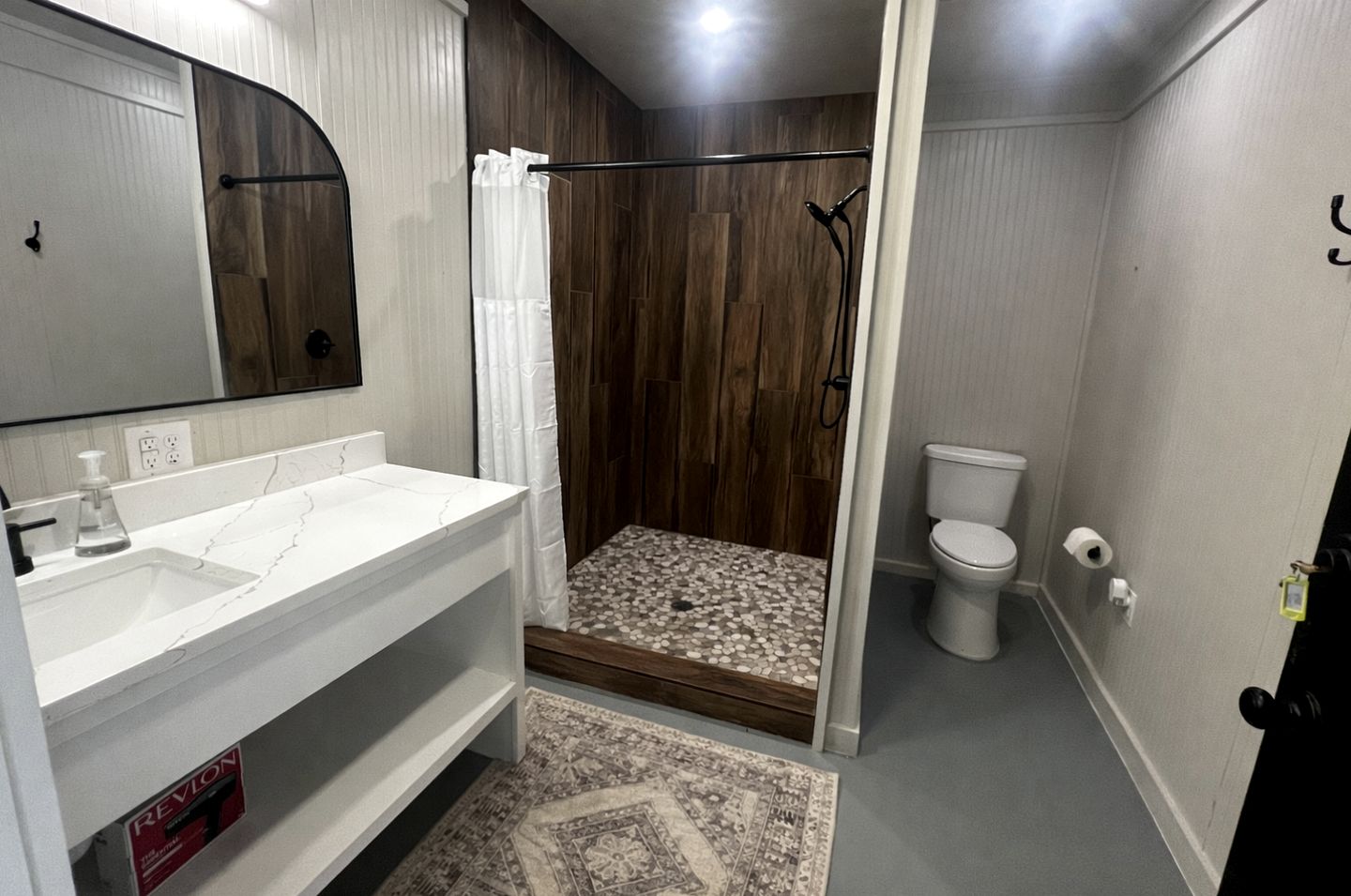 Enchanted Woodland Cabins by the Mountain in Texas with Private Pond and Scenic Trails