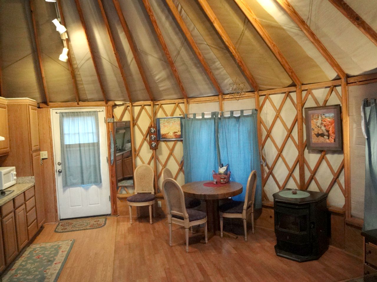 Unique Vacation Rental in the Desert of Santa Fe, New Mexico