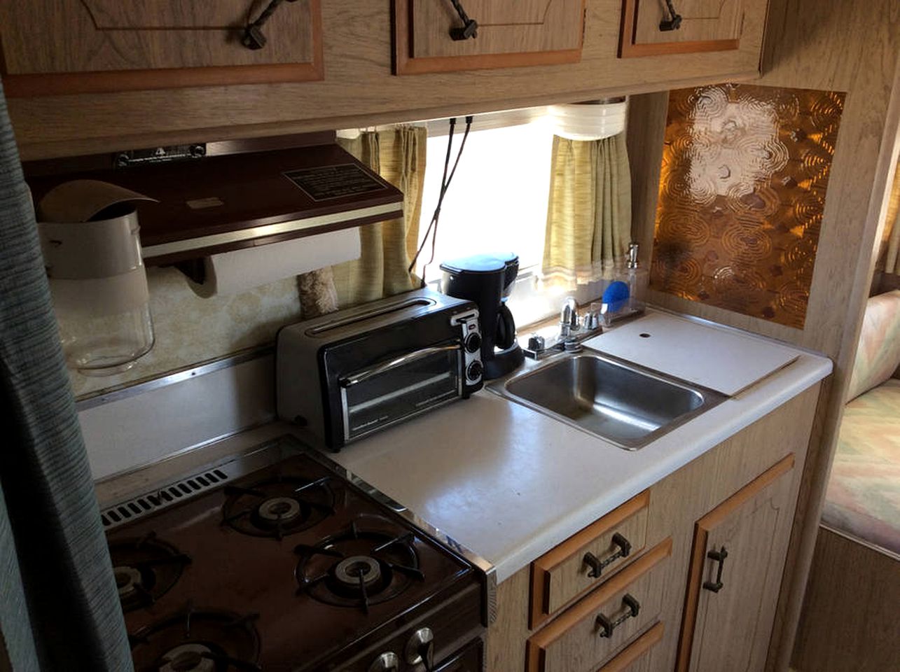 Romantic and Quiet Campervan Rental For Two in New Mexico