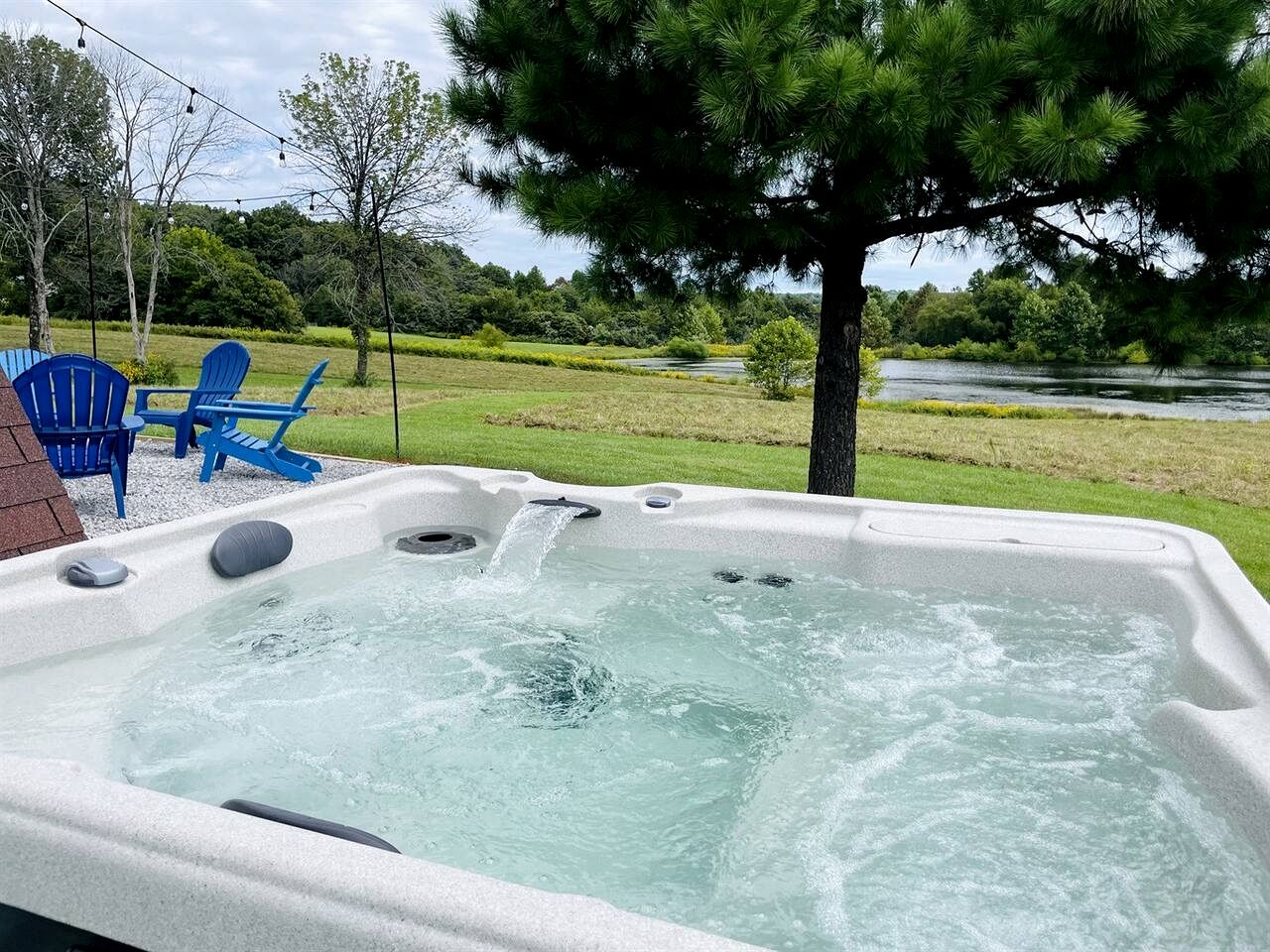Enchanting A-Frames with Hot-Tub Wonderful for Hiking in Makanda, Illinois