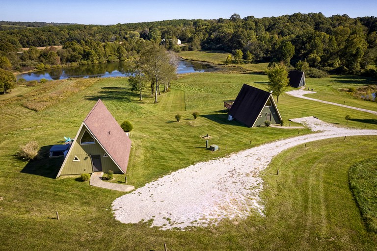 Enchanting A-Frames with Hot-Tub Wonderful for Hiking in Makanda, Illinois