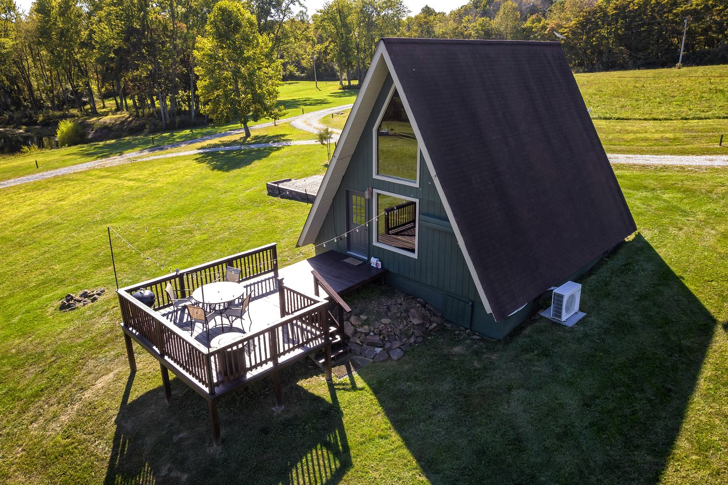 Enchanting A-Frames with Hot-Tub Wonderful for Hiking in Makanda, Illinois