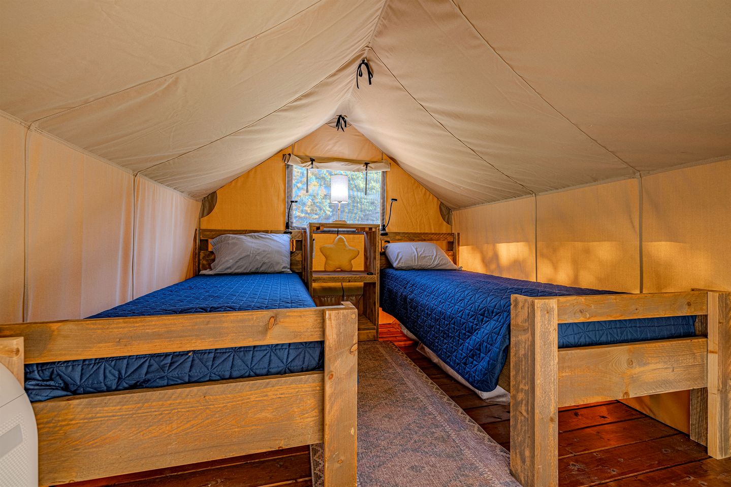 Enchanting Creekside Safari Tent Haven near Smoky Mountain in Tennessee