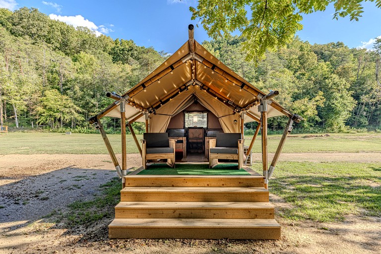 Safari Tents (United States of America, Newport, Tennessee)