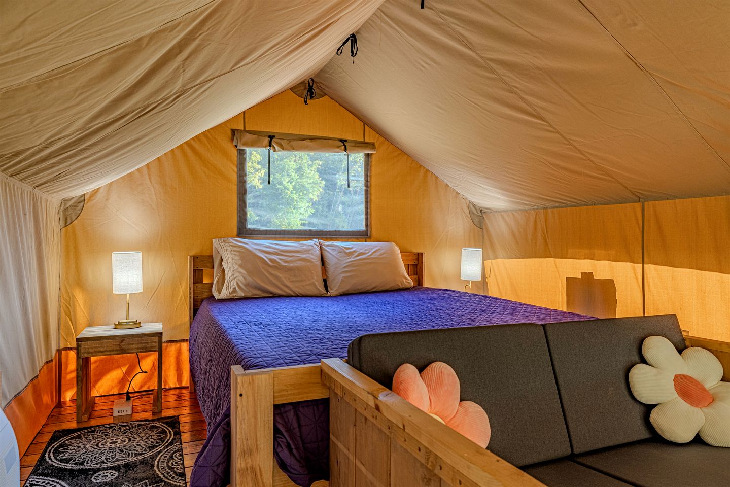 Enchanting Creekside Safari Tent Haven near Smoky Mountain in Tennessee
