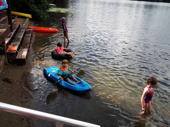 Cabins (Ludlow, Vermont, United States)