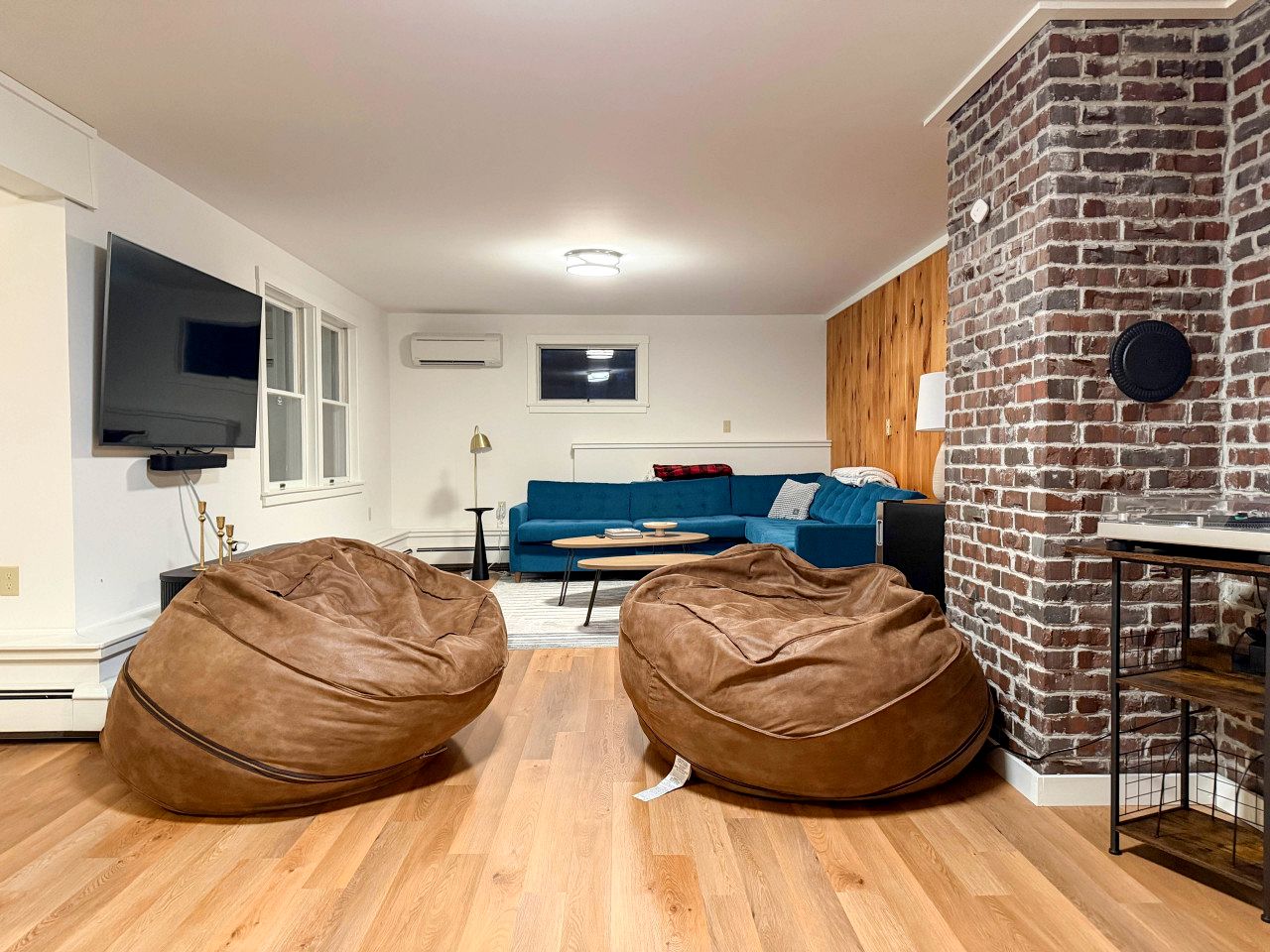 Enchanting Lakefront Cabin Retreat with Hot Tub and Fire Pit on Sebago Lake in Maine