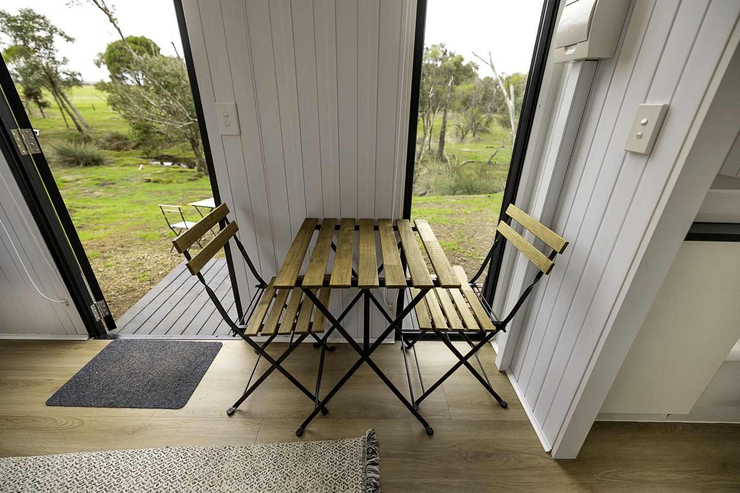 Enchanting Rustic Tiny House with Outdoor Barbecue, Firepit and Abundant Wildlife in Western Australia, Australia