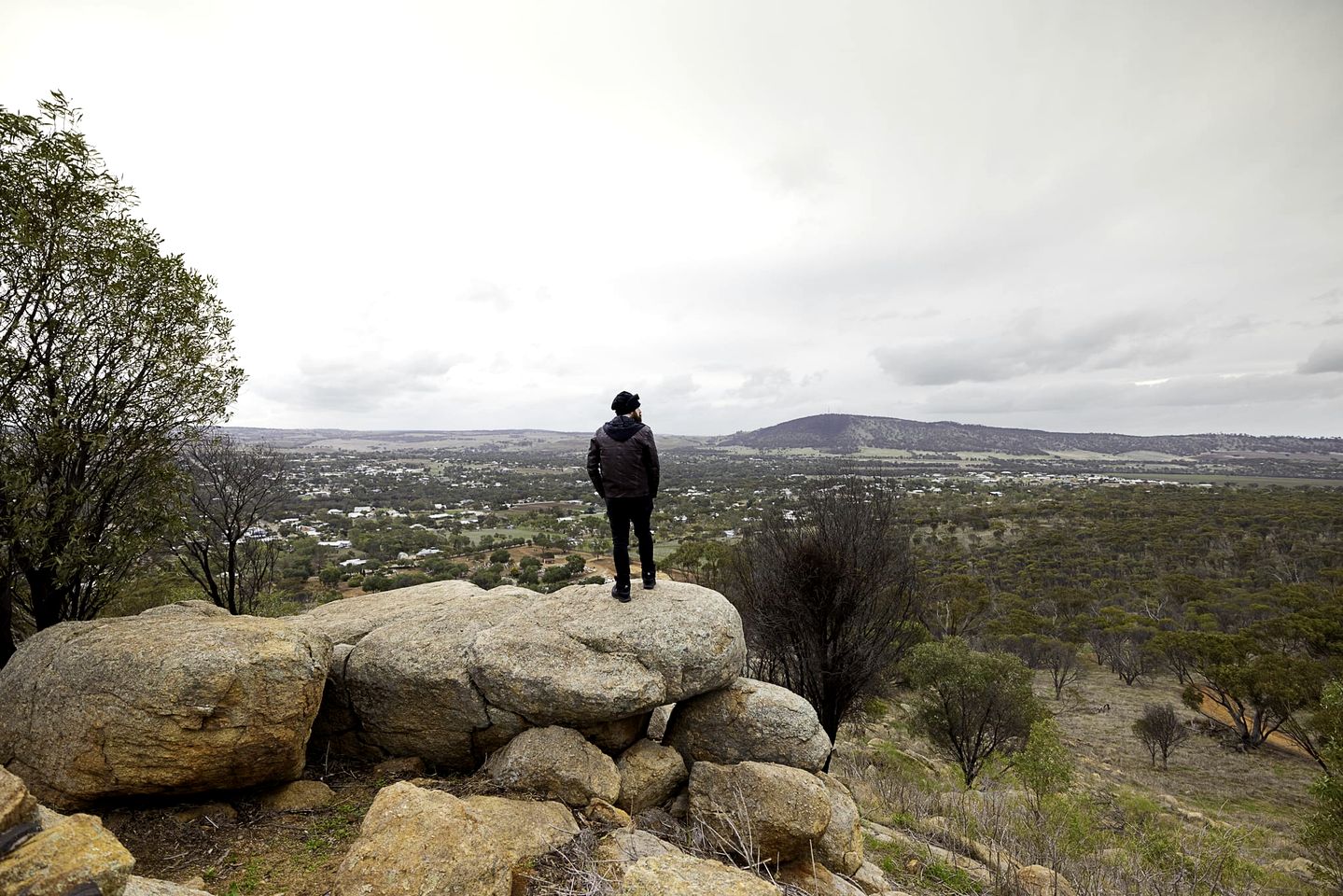 Enchanting Rustic Tiny House with Outdoor Barbecue, Firepit and Abundant Wildlife in Western Australia, Australia