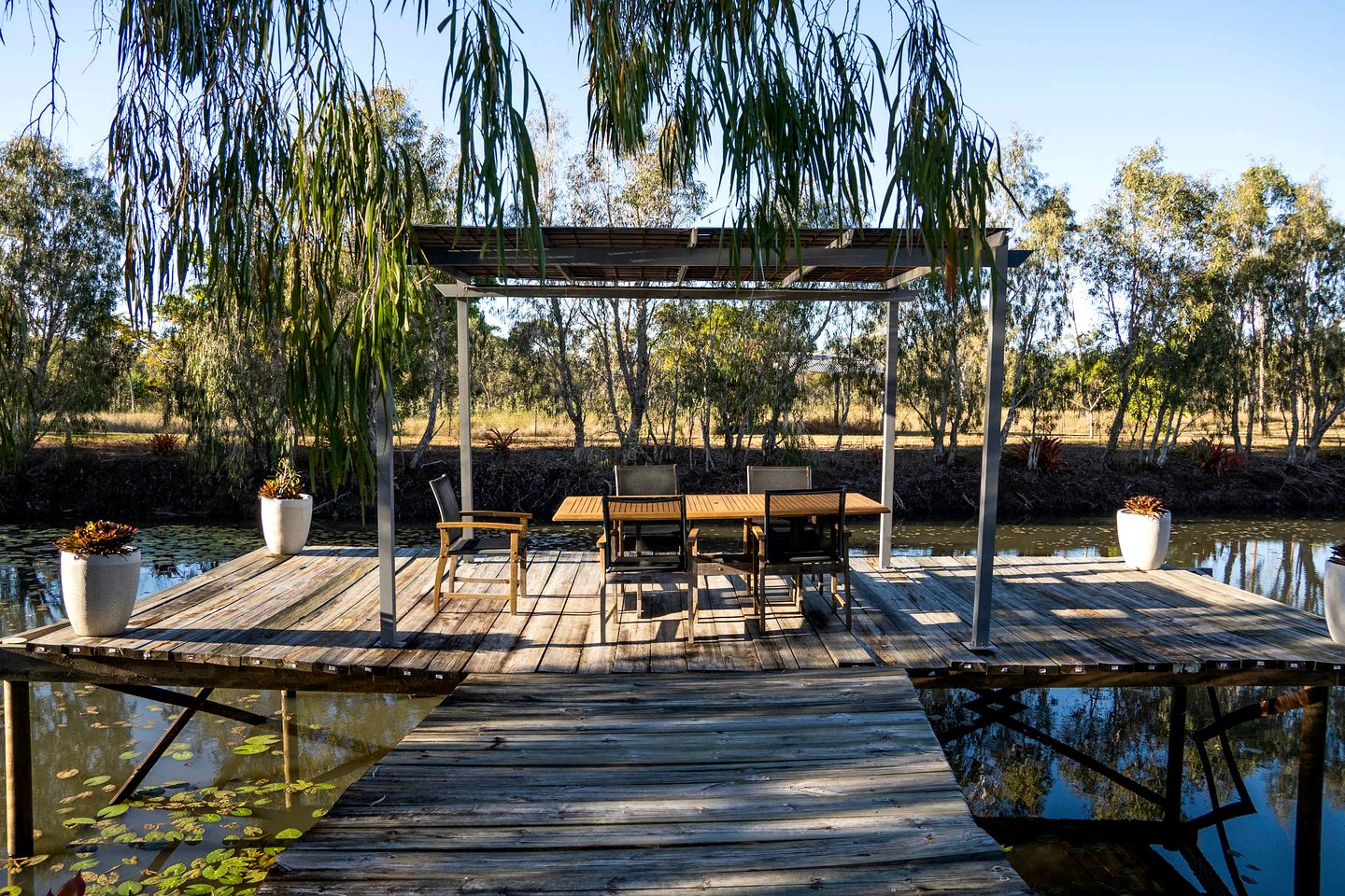 Enchanting Creekfront Tiny House with Stunning Landscape and Wildlife in Queensland, Australia