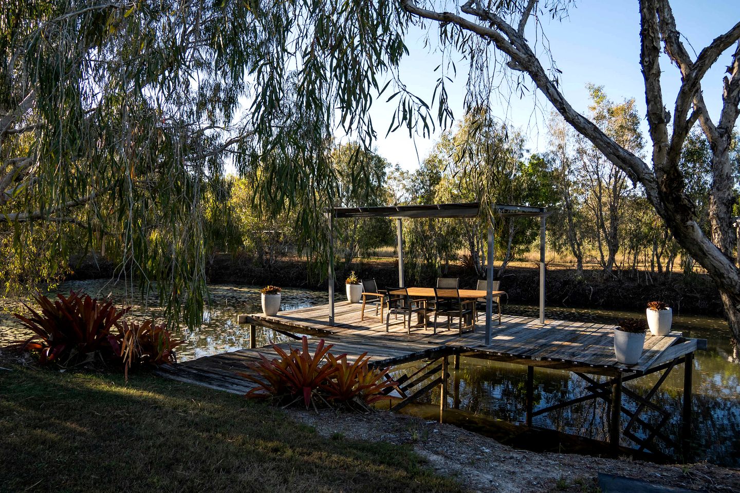 Enchanting Creekfront Tiny House with Stunning Landscape and Wildlife in Queensland, Australia