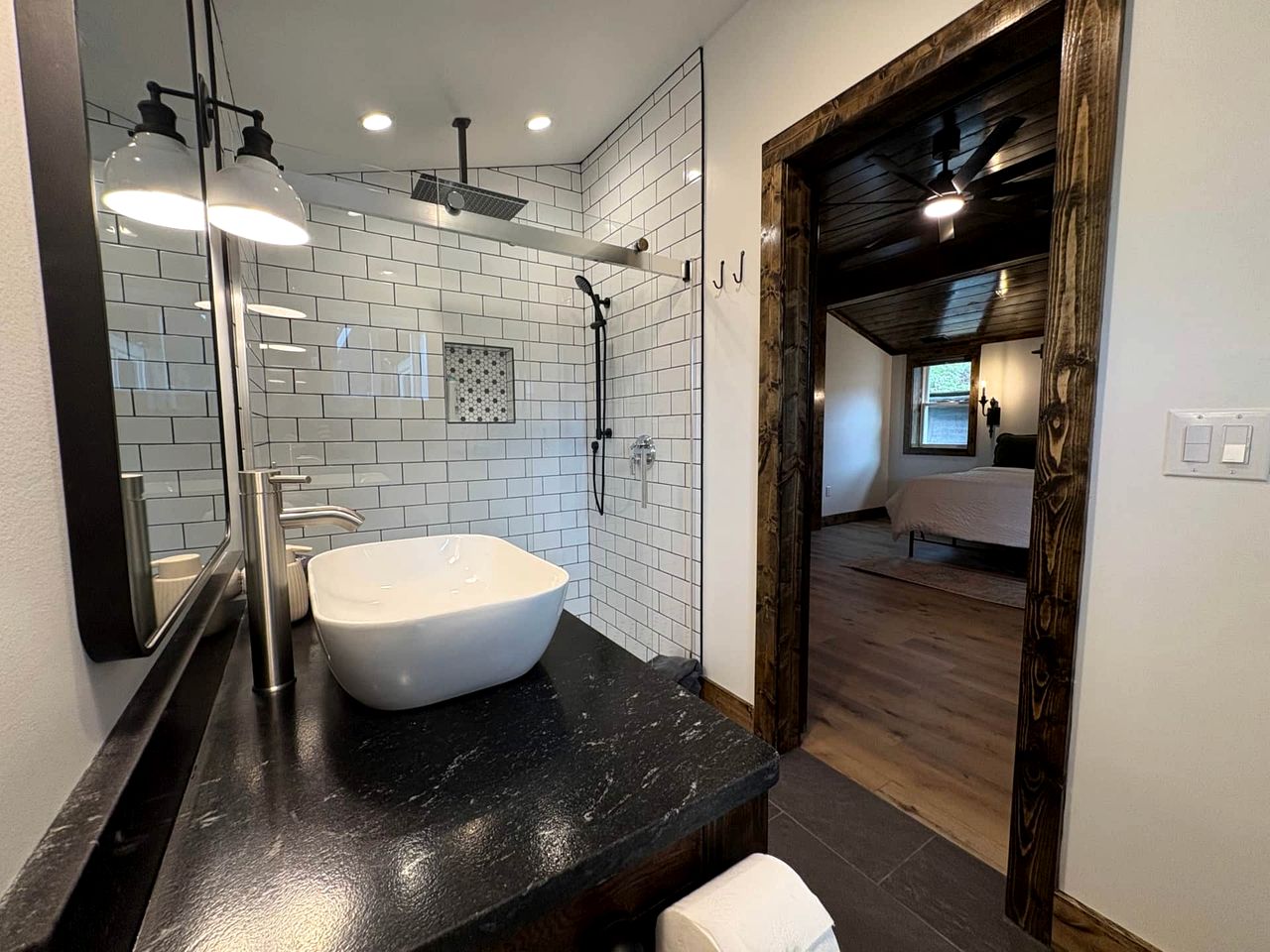 Enchanting Vacation Rental Farmhouse Embraced by Majestic Mountains near the Sparkling River in Lake Toxaway North Carolina