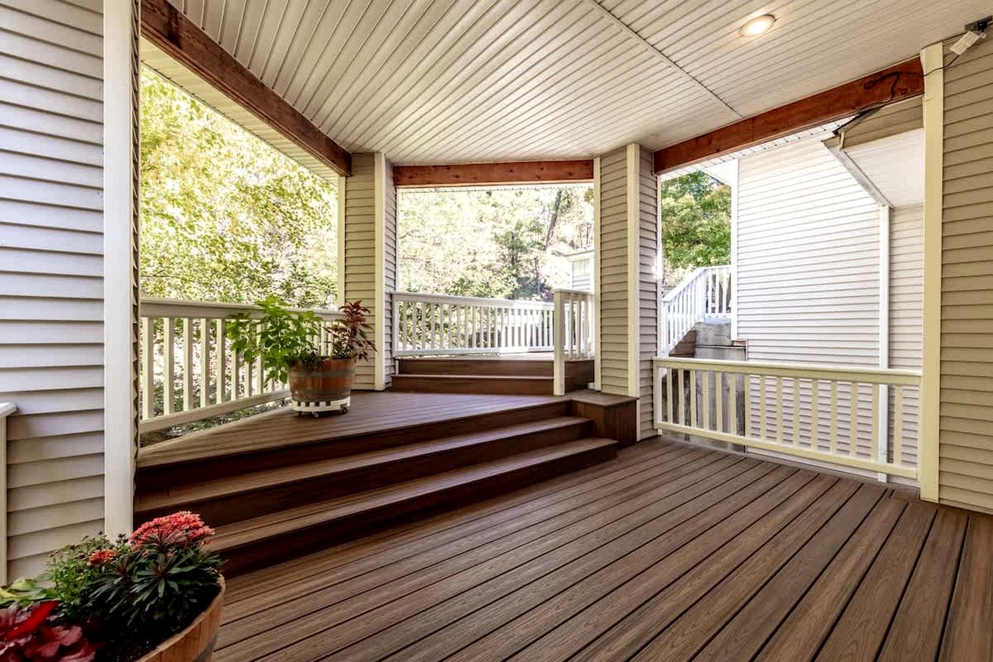 Enchanting Vacation Rental with Breathtaking Lake Views near Lake Fernan in Idaho