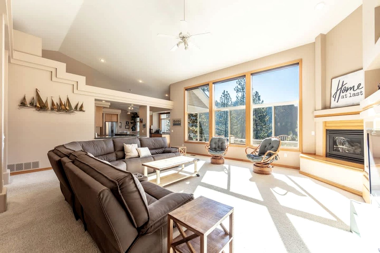 Enchanting Vacation Rental with Breathtaking Lake Views near Lake Fernan in Idaho