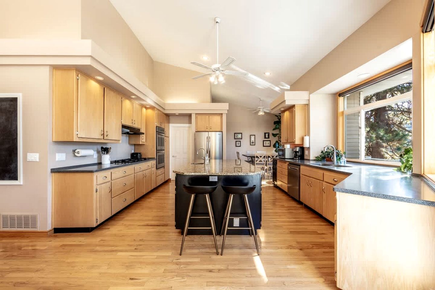 Enchanting Vacation Rental with Breathtaking Lake Views near Lake Fernan in Idaho