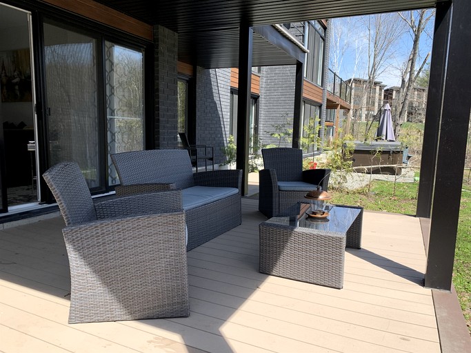 Cottages (Canada, Val des Monts, Quebec)