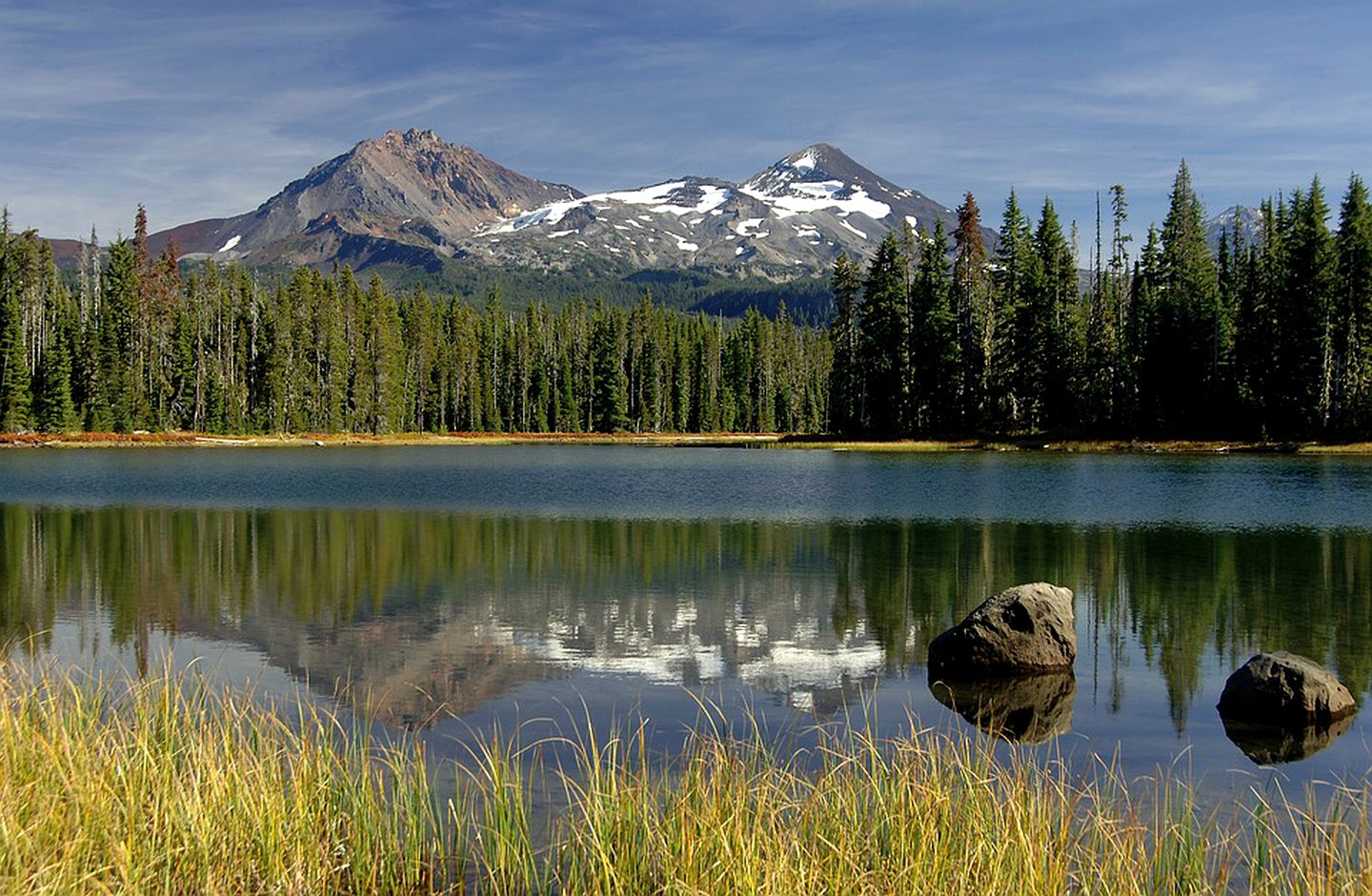 Cabin just 30 Miles from Pine Hollow, Oregon