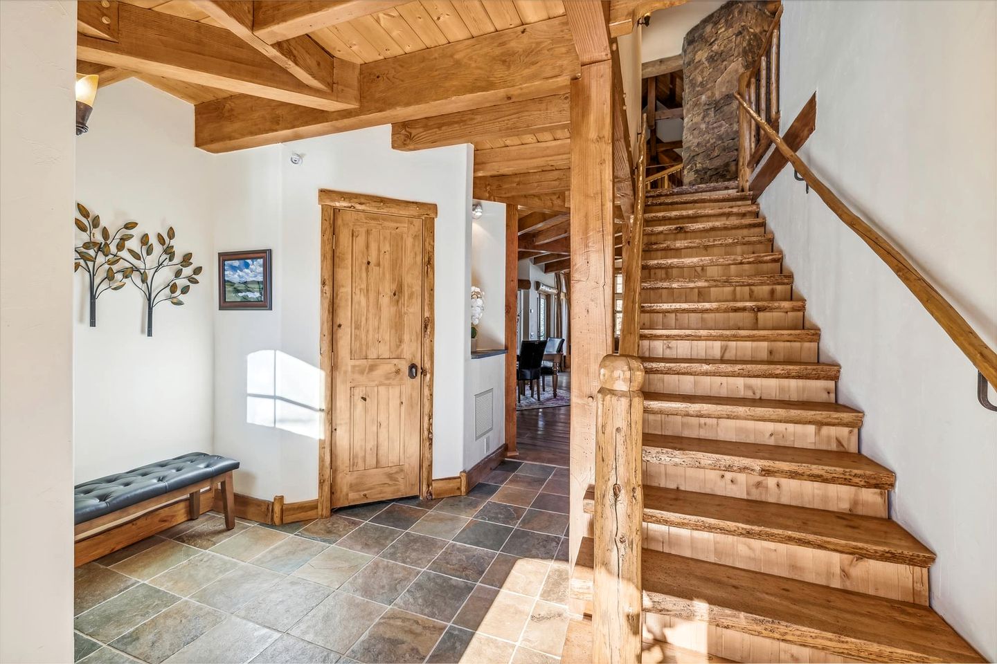 Exquisite Luxury Cabin with Stone Fireplace and Spectacular Views near Keystone and Breckenridge, Colorado