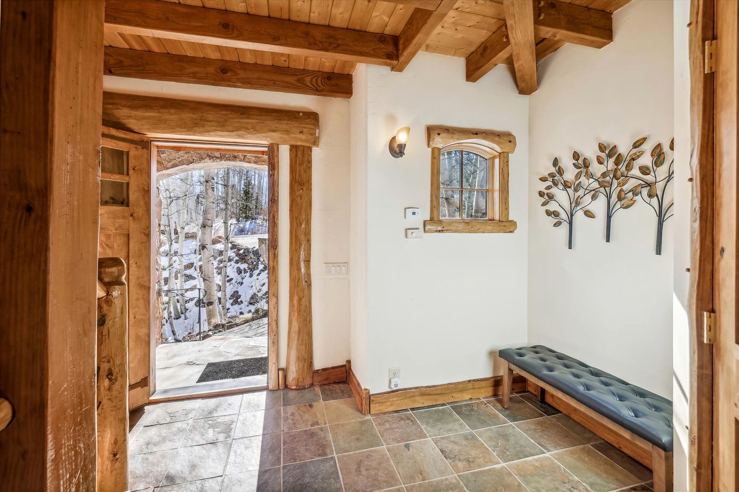 Exquisite Luxury Cabin with Stone Fireplace and Spectacular Views near Keystone and Breckenridge, Colorado