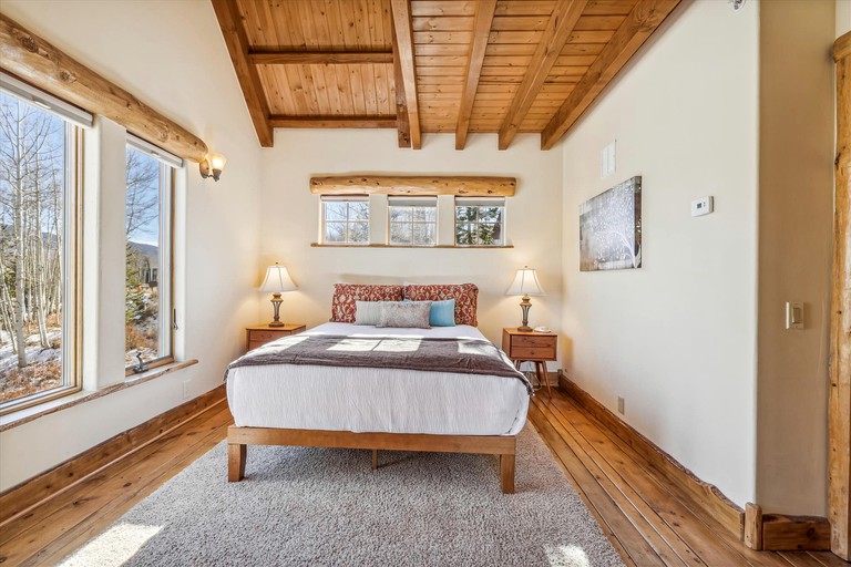 Cabins (United States of America, Silverthorne, Colorado)