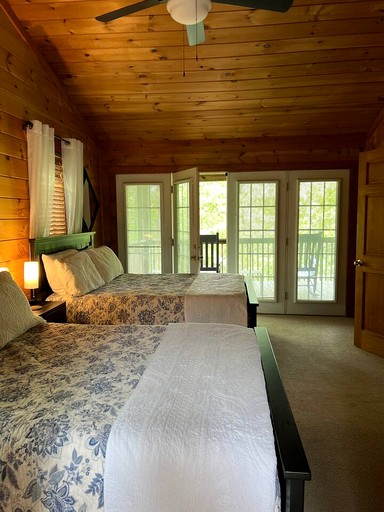 Cabins (United States of America, Sautee Nacoochee, Georgia)