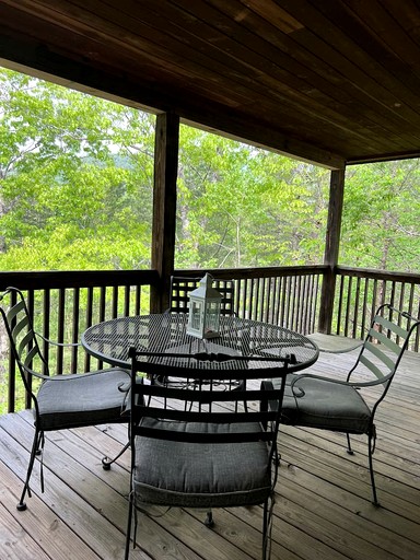 Cabins (United States of America, Sautee Nacoochee, Georgia)