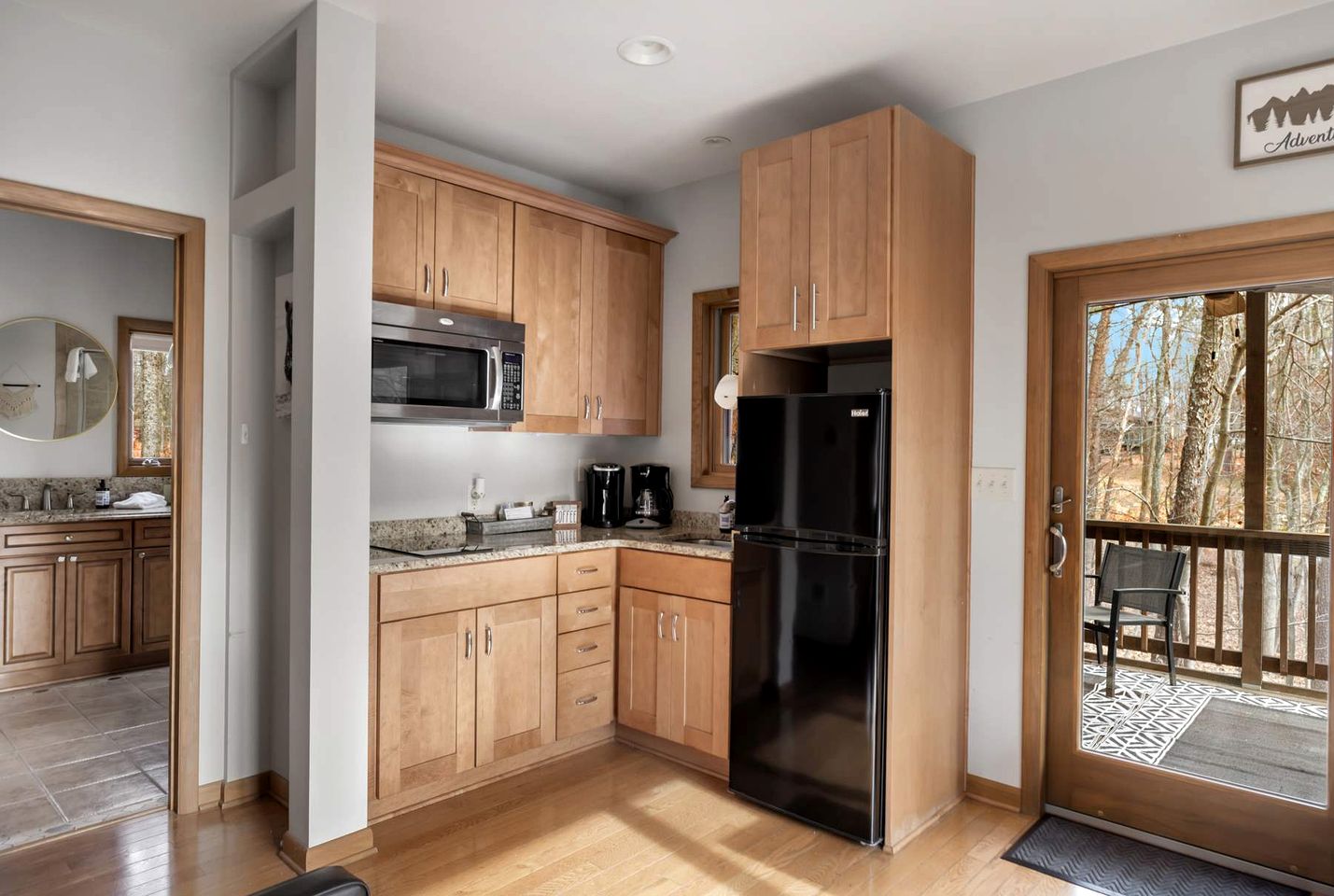 Fully Equipped Cabin for a Family Glamping Getaway in the Mountains of West Virginia, near Berkeley Springs