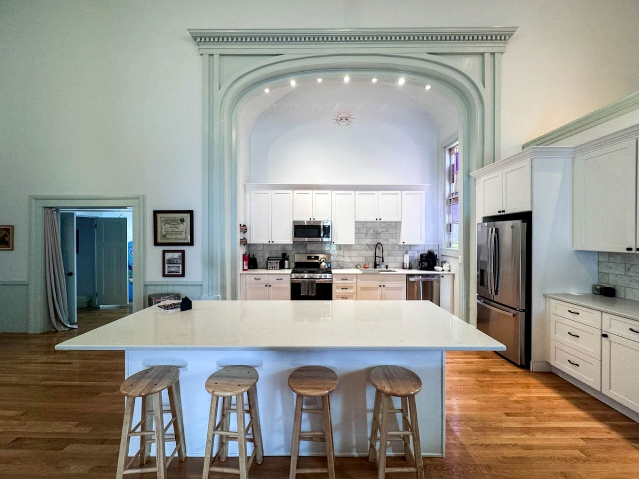 Enjoy this Unique Two Vacation Rentals Ideal for Groups in New Hampshire