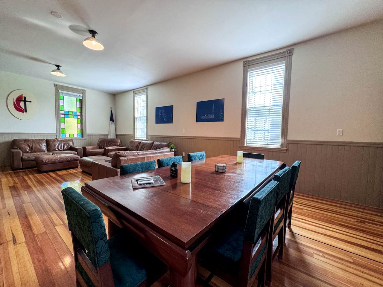 Enjoy this Unique Two Vacation Rentals Ideal for Groups in New Hampshire