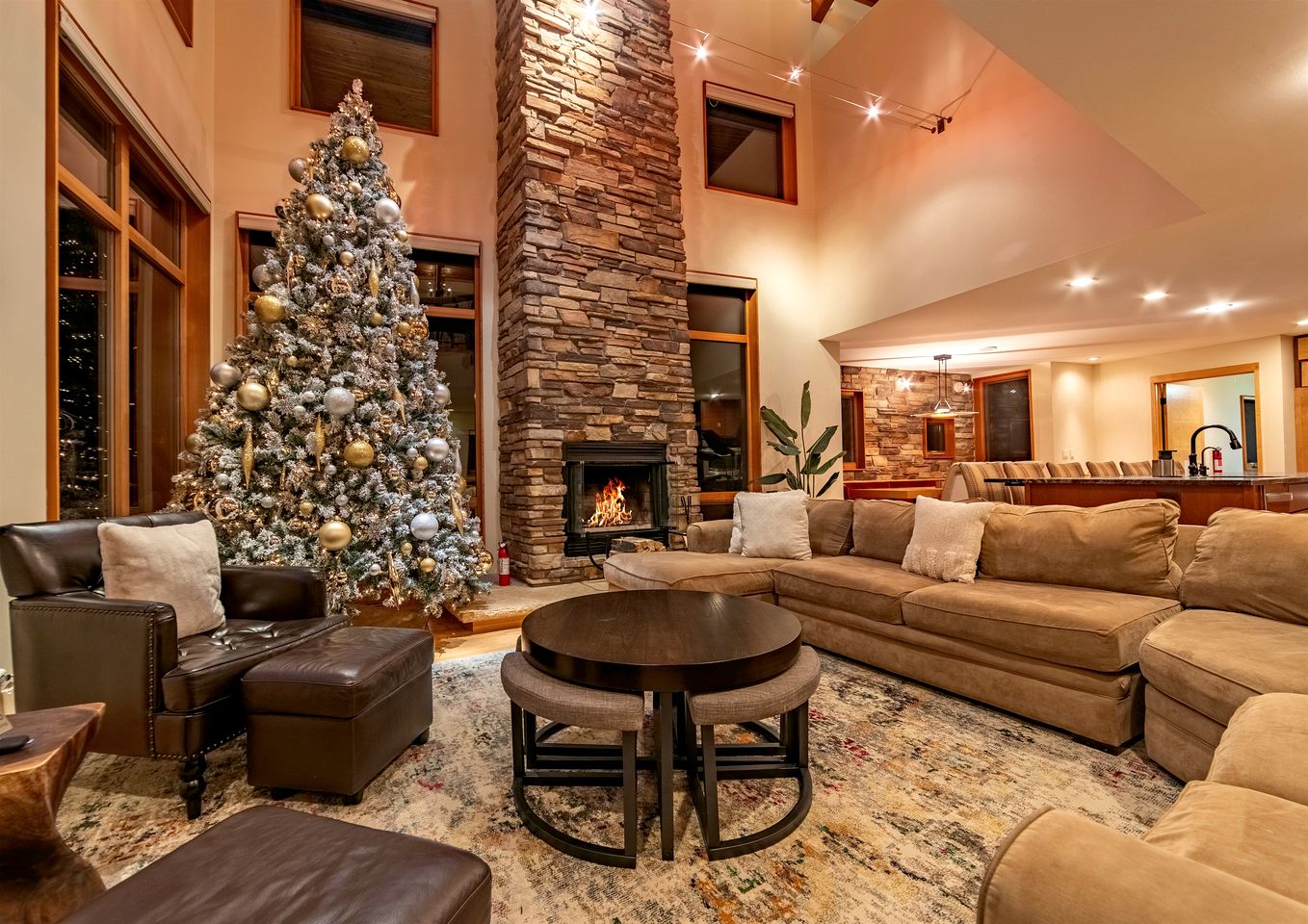 Enjoyable Secluded Cottage with Hot-tub in New Richmond, Wisconsin