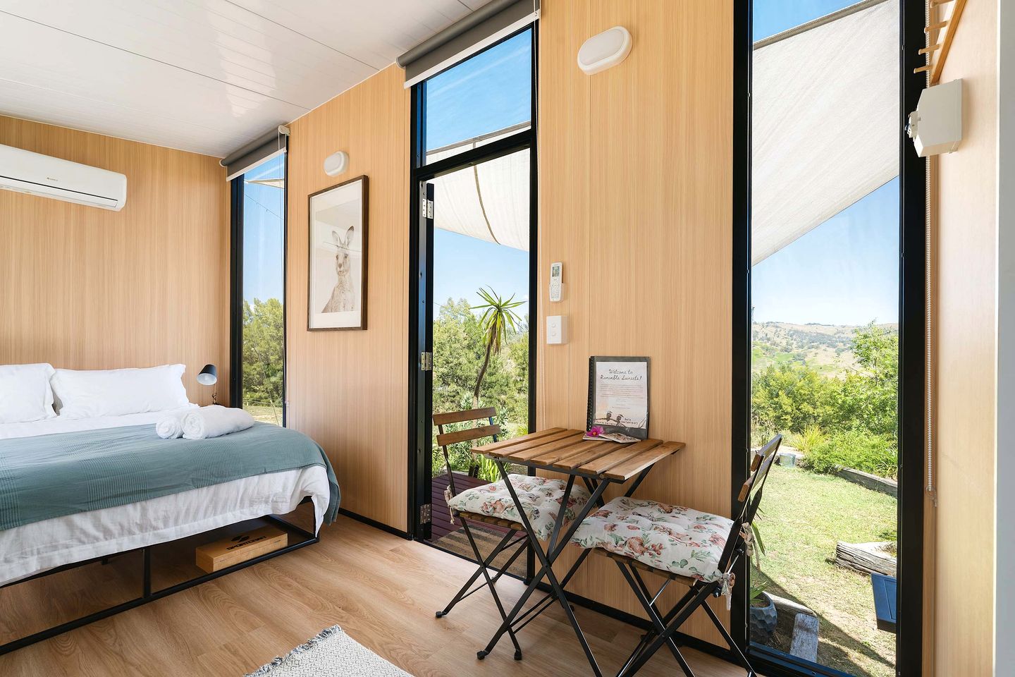 Enjoyable Tiny House with Great Sights in Kanimbla, New South Wales