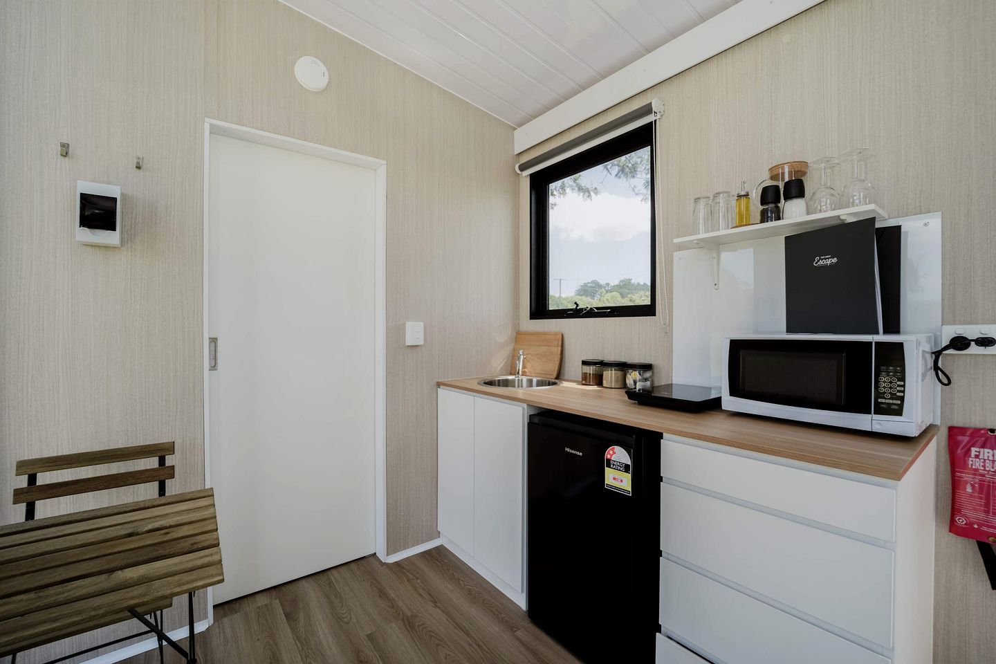 Enjoyable Tiny House with Great Sights in Myrtle Creek, New South Wales