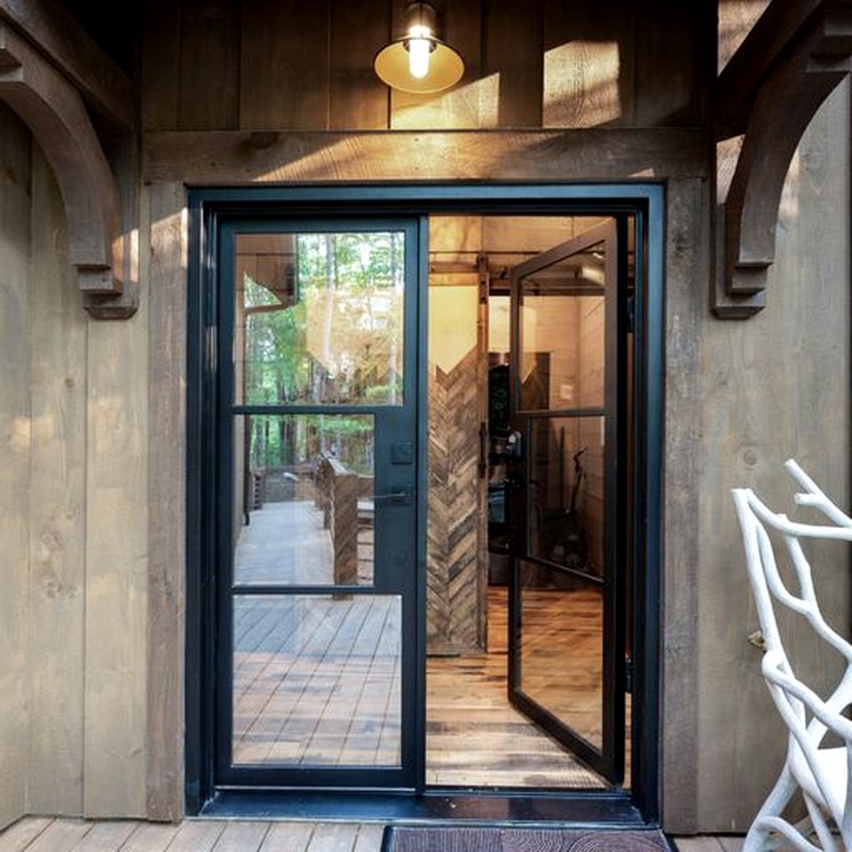 Enormous Cabin Luxury Interior and Game Room in Cherry Log, Georgia