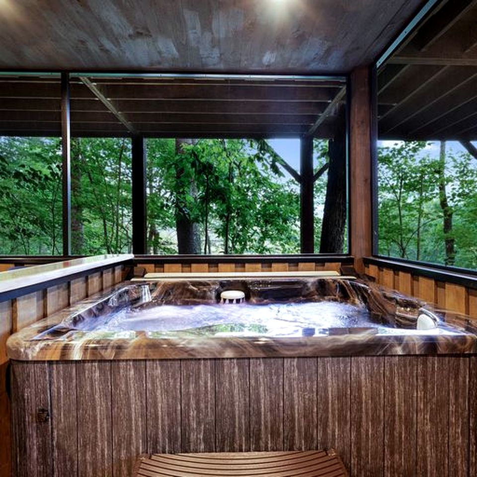 Enormous Cabin Luxury Interior and Game Room in Cherry Log, Georgia