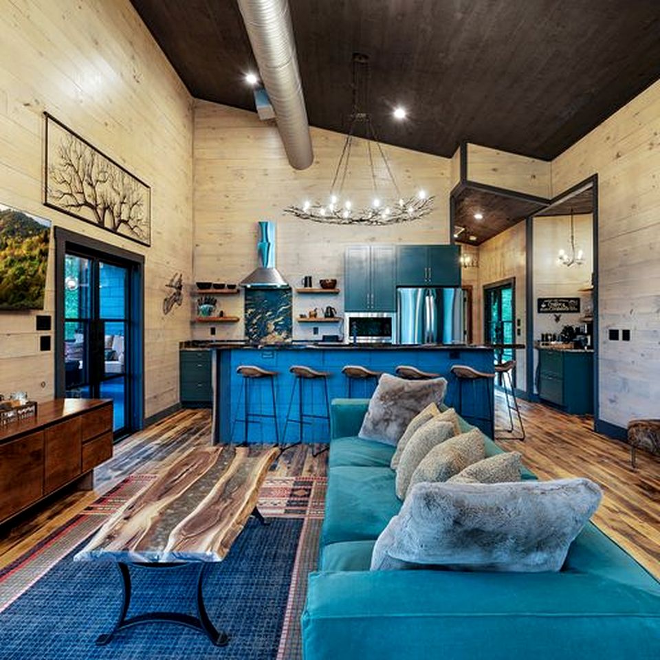 Enormous Cabin Luxury Interior and Game Room in Cherry Log, Georgia