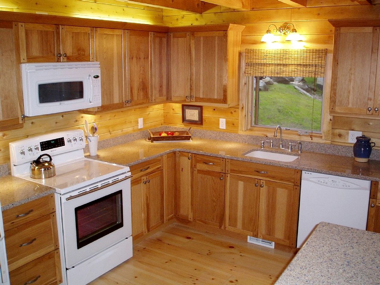 Enormous Cabin Rental Overlooking Spruce Lake in Wilmington, Vermont