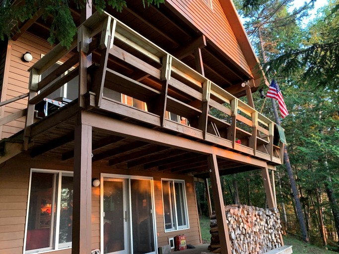 Cabins (United States of America, Greenville, Maine)