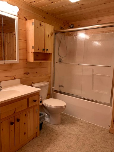 Cabins (United States of America, Greenville, Maine)