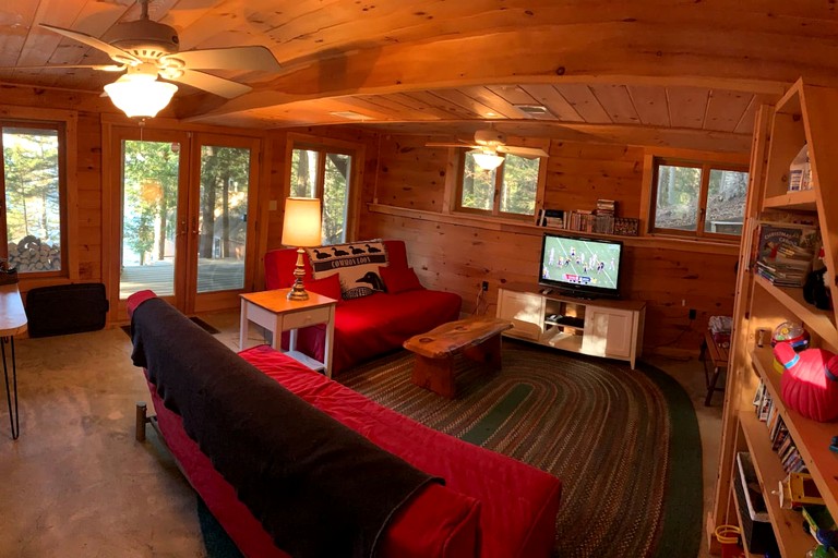 Cabins (United States of America, Greenville, Maine)