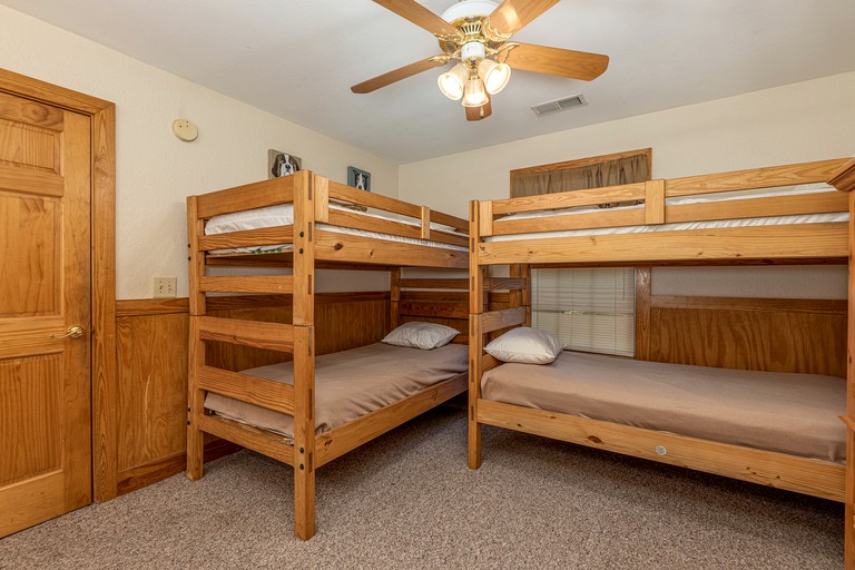 Cabins (United States of America, Pigeon Forge, Tennessee)