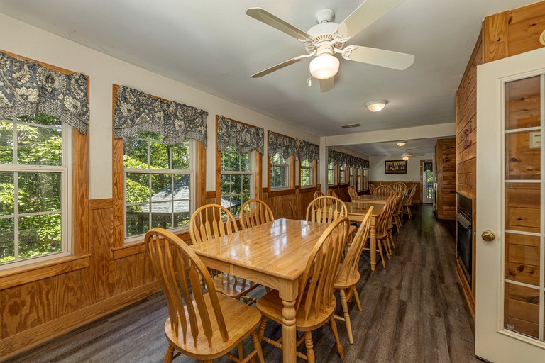 Cabins (United States of America, Pigeon Forge, Tennessee)